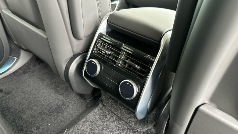 Land Rover Range Rover 3.0 P460e SE 4dr Auto Estate